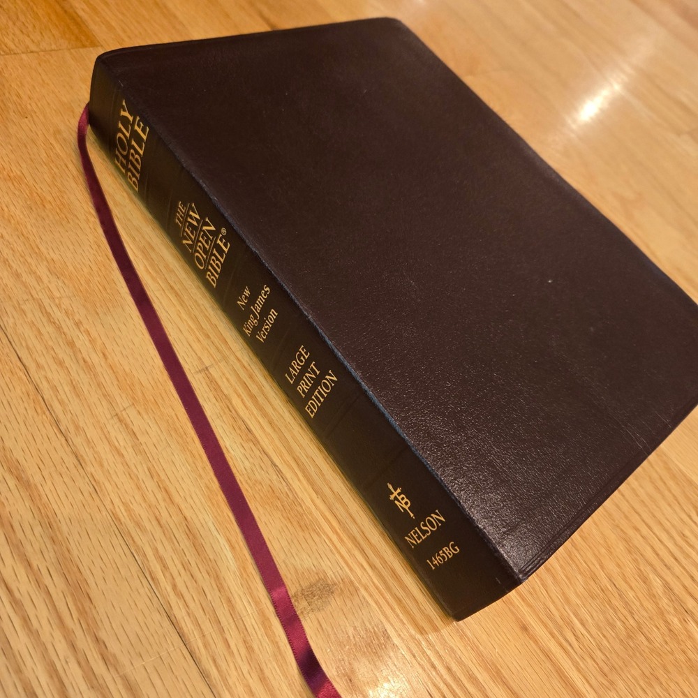 Thomas Nelson The New Open Bible NKJV Large Print Red Letter Bonded Leather 1990